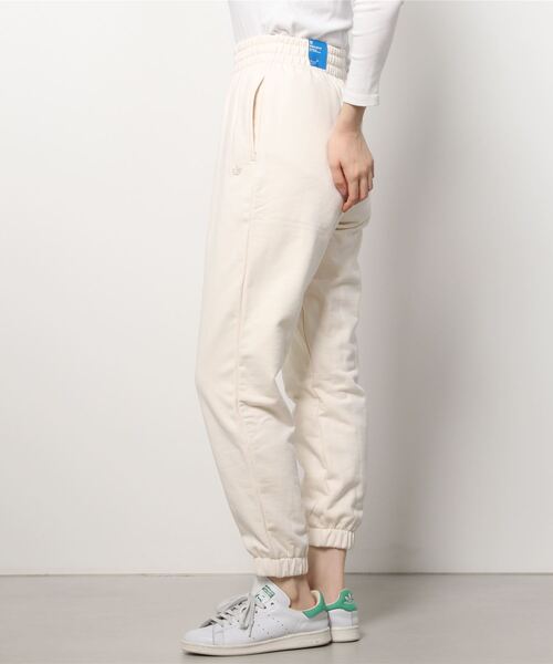 adidas Originals(アディダスオリジナルス)の「adidas Originals/アディダス オリジナルス JOGGER PANTS/ジョガーパンツ(スウェットパンツ・レディース・ホワイト・M/L/S/XL)」の2枚目の写真