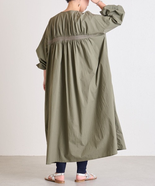 BEARDSLEY（ビアズリー）の「ギャザーハオリワンピース（ワンピース・レディース・カーキ/ダークグレー・FREE）」の21枚目の写真