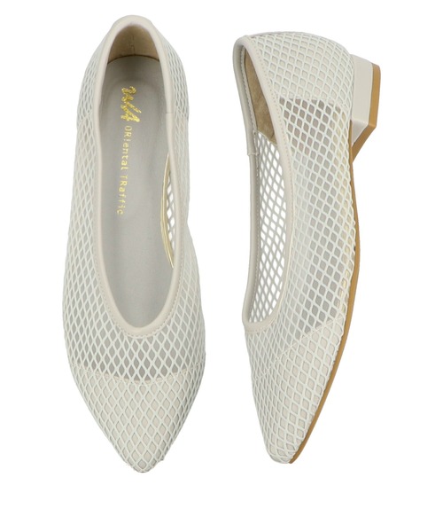 WA ORiental TRaffic（ダブルエーオリエンタルトラフィック）の「ポインテッドトゥチュールパンプス/22103（パンプス・レディース・ブラック/ゴールド/グレー・34/35/36/37/38/39/40/41/42）」の16枚目の写真