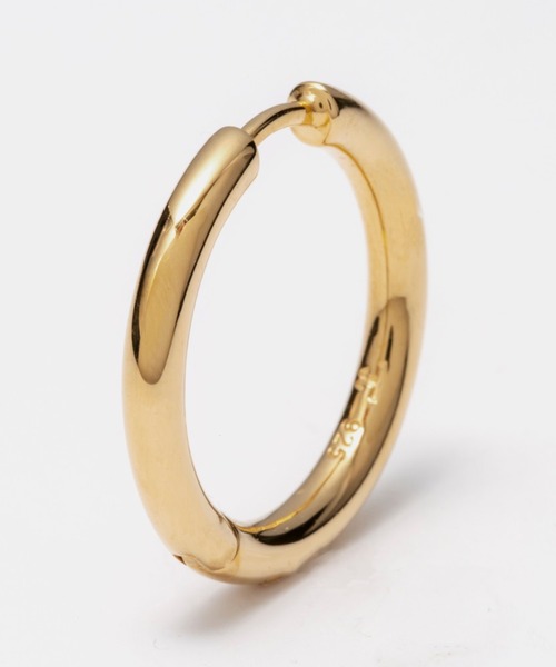TOM WOOD(トムウッド)の「TOM WOOD classic hoop gold トムウッド クラシックフープ ゴールド ピアス(ピアス(両耳用)・レディース・ゴールド・MEDIUM)」の3枚目の写真
