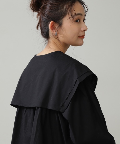 N.（N. Natural Beauty Basic）（エヌエヌナチュラルビューティーベーシック）の「◆フロントシャーリングビッグカラーチュニック（シャツ/ブラウス・レディース・オフホワイト/ブラック/インディゴブルー・MEDIUM）」の7枚目の写真