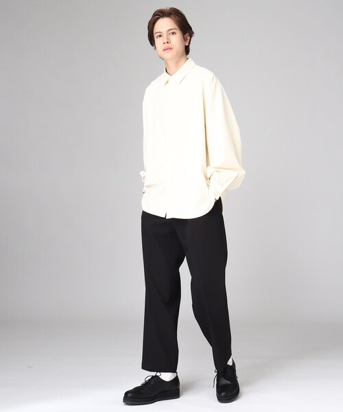 tk.TAKEO KIKUCHI（ティーケータケオキクチ）の「◆ボリュームスリーブシャツ（ユニセックスアイテム）（シャツ/ブラウス・メンズ・オフホワイト/ライトオレンジ系/ブラック・66/88）」の12枚目の写真