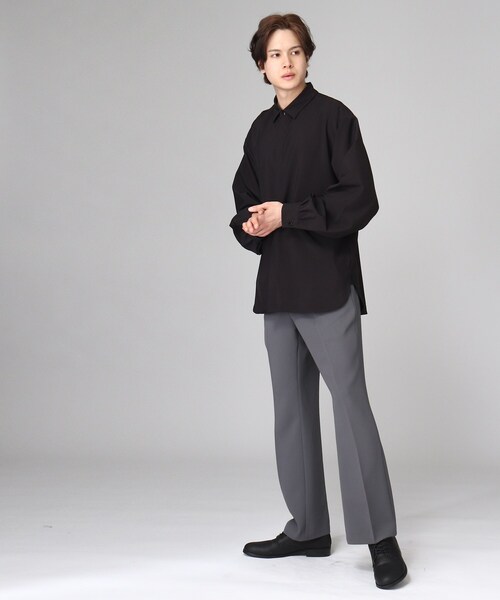 tk.TAKEO KIKUCHI（ティーケータケオキクチ）の「◆ボリュームスリーブシャツ（ユニセックスアイテム）（シャツ/ブラウス・メンズ・オフホワイト/ライトオレンジ系/ブラック・66/88）」の13枚目の写真