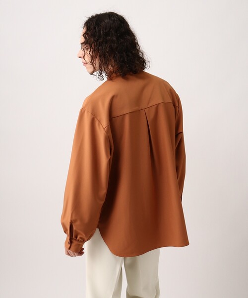 tk.TAKEO KIKUCHI（ティーケータケオキクチ）の「◆ボリュームスリーブシャツ（ユニセックスアイテム）（シャツ/ブラウス・メンズ・オフホワイト/ライトオレンジ系/ブラック・66/88）」の20枚目の写真