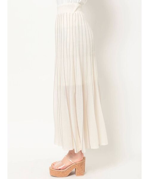 dazzlin（ダズリン）の「グリッターニットシアースカート（スカート・レディース・パープル/ブラウン/オフホワイト・FREE）」の13枚目の写真