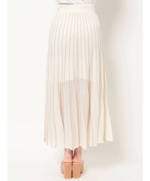 dazzlin（ダズリン）の「グリッターニットシアースカート（スカート・レディース・パープル/ブラウン/オフホワイト・FREE）」の14枚目の写真