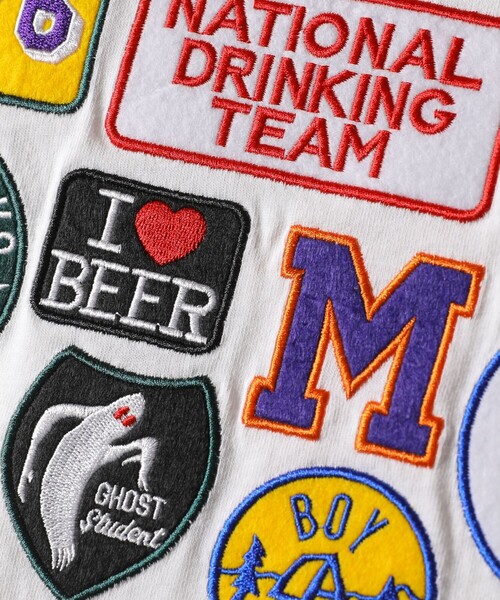 FREAK'S STORE(フリークスストア)の「WEB限定 ビッグシルエット バック刺繍 ランダムワッペンデザイン クルーネックTシャツ(Tシャツ/カットソー・メンズ・ブラック/アッシュグレー/ダークグリーン/ホワイト/ロイヤルブルー・MEDIUM/LARGE/SMALL)」の11枚目の写真