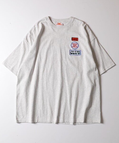 FREAK'S STORE(フリークスストア)の「WEB限定 ビッグシルエット バック刺繍 ランダムワッペンデザイン クルーネックTシャツ(Tシャツ/カットソー・メンズ・ブラック/アッシュグレー/ダークグリーン/ホワイト/ロイヤルブルー・MEDIUM/LARGE/SMALL)」の10枚目の写真