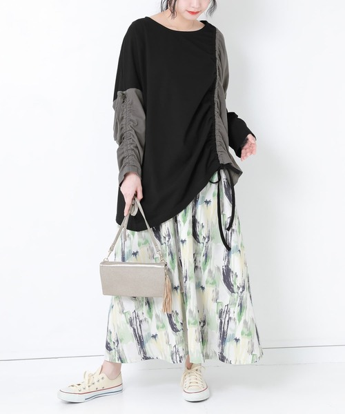 osharewalker（オシャレウォーカー）の「【廃盤】『ドロストアシメ配色カットソー』（Tシャツ/カットソー・レディース・ブラック/オフホワイト・FREE）」の17枚目の写真