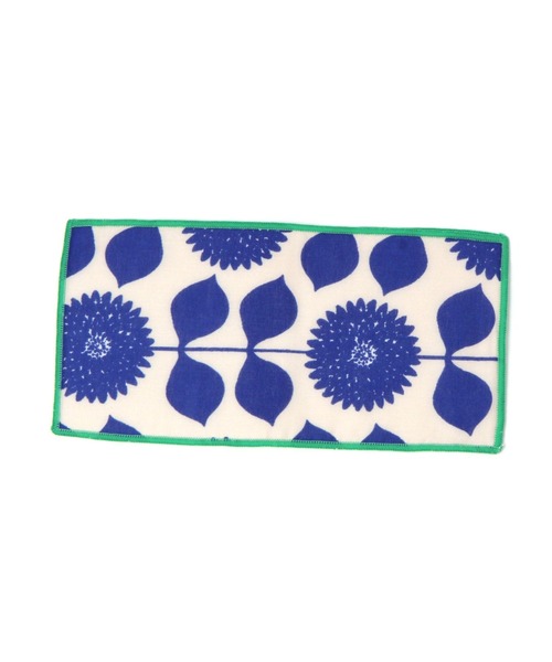 studio CLIP（スタディオクリップ）の「《MAISON BLANCE》マスクケースタオルハンカチ（ハンカチ/ハンドタオル・レディース・イエロー/オレンジ/ネイビー/ベージュ・FREE）」の3枚目の写真