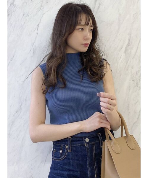 dazzlin（ダズリン）の「タイトリブノースリニット（ニット/セーター・レディース・オフホワイト/グレー/グリーン/ブルー/その他1/モカ・FREE）」の5枚目の写真