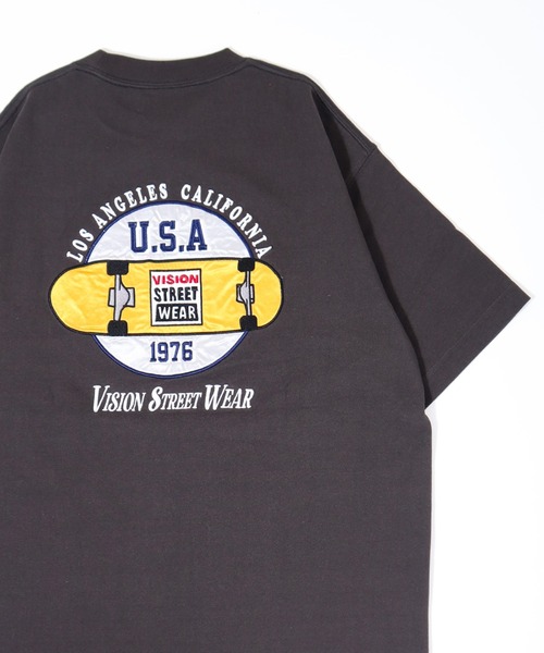 VISION STREET WEAR(ヴィジョンストリートウェア)の「【VISION STREET WEAR】刺繍 グラフィックプリントTシャツ(Tシャツ/カットソー・レディース・グレー系2/ライトグリーン系2/マスタード/ホワイト系2/ブルー/ライトグリーン系1/ホワイト系3/パープル系2/グレー系3/パープル系1/ホワイト系1/グレー系1/グレー系4/ライトグリーン系3/イエロー系1/ホワイト系4・LARGE/MEDIUM/X-LARGE)」の5枚目の写真