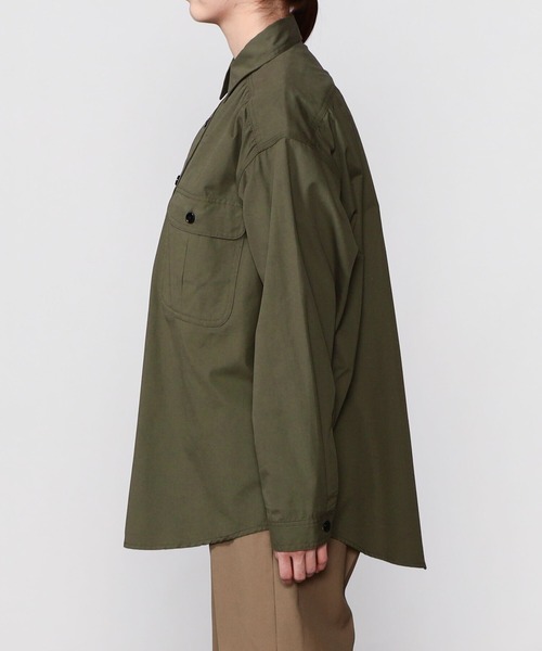 MONITALY(モニタリー)の「MONITALY | ワークシャツ WOMEN(シャツ/ブラウス・レディース・ベージュ/オリーブ・SMALL)」の14枚目の写真