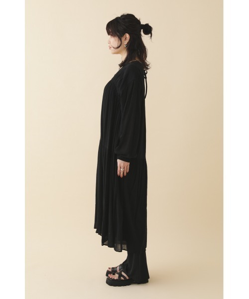 SHEL'TTER ORIGINAL（シェルターオリジナル）の「リラクシングボリュームドレス（ワンピース・レディース・パープル/ベージュ/ブラック・FREE）」の4枚目の写真