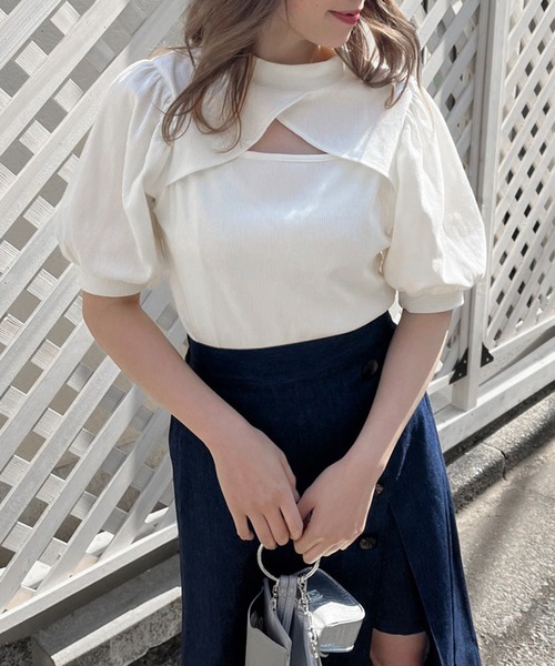 OLIVE des OLIVE(オリーブデオリーブ)の「ヘルシーデコルテ半袖トップス(Tシャツ/カットソー・レディース・オフホワイト/ブラック/アイボリー・FREE)」の7枚目の写真