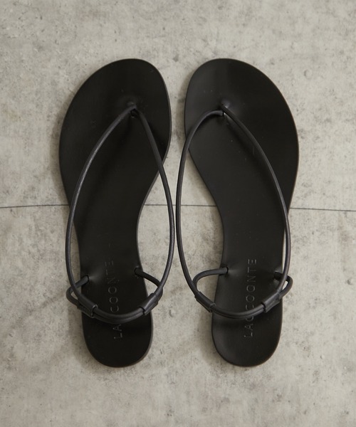 OUVRAGE CLASSE(ウヴラージュクラス)の「【LAOCOONTE/ラオコンテ】SANDRAトングサンダル(サンダル・レディース・ブラック・MEDIUM/SMALL)」の6枚目の写真
