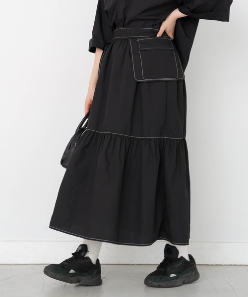 omom sot(オムオムソット)の「ポケット付き ティアードスカート omom sot(スカート・レディース・ホワイト/ブラック・M)」の2枚目の写真
