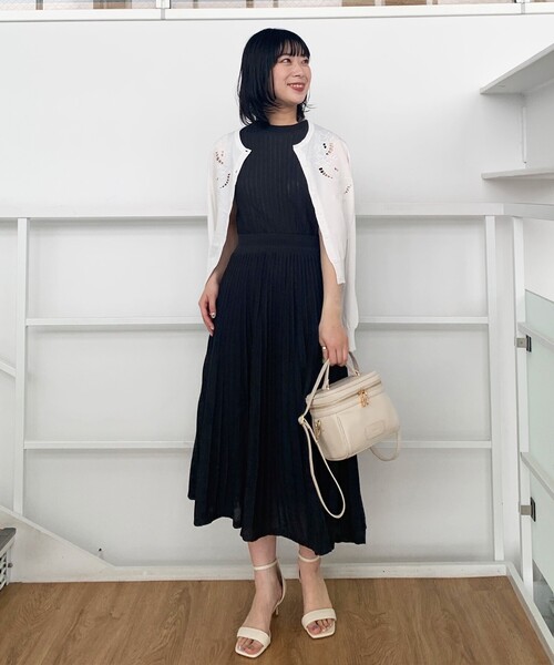 OPAQUE.CLIP(オペークドットクリップ)の「◆フラワーエンブロイダリーカーディガン(カーディガン/ボレロ・レディース・ホワイト系/ブラック/サンドベージュ・38)」の15枚目の写真