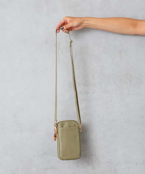 Pal collection（パルコレクション）の「バンブースマホポーチ（ショルダーバッグ・レディース・グレー/グリーン/アイボリー/ラベンダー・FREE）」の6枚目の写真