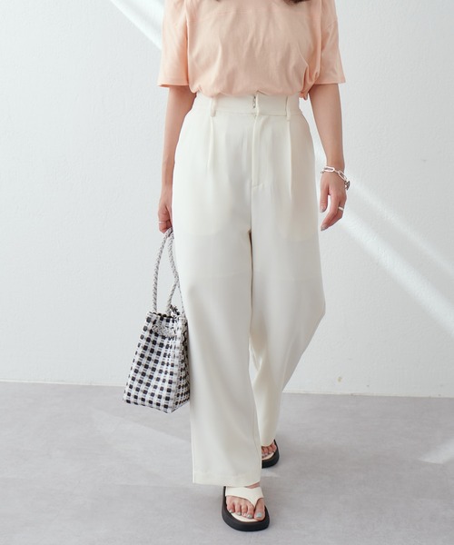 natural couture(ナチュラルクチュール)の「WEB限定カラー有り/美シルエットカラースラックスパンツ S/Mサイズ(スラックス・レディース・ブラック/オフホワイト/サックスブルー/ピンク/グリーン・SMALL/MEDIUM)」の1枚目の写真