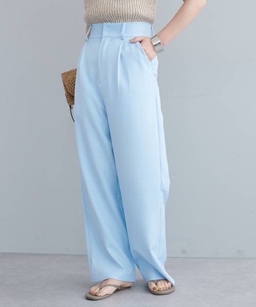 natural couture(ナチュラルクチュール)の「WEB限定カラー有り/美シルエットカラースラックスパンツ S/Mサイズ(スラックス・レディース・ブラック/オフホワイト/サックスブルー/ピンク/グリーン・SMALL/MEDIUM)」の4枚目の写真