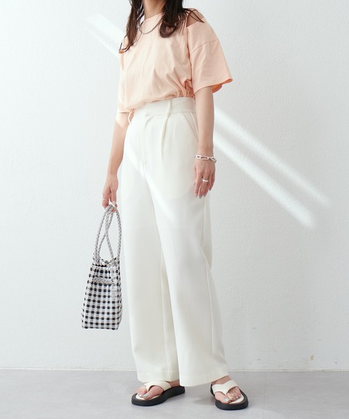 natural couture(ナチュラルクチュール)の「WEB限定カラー有り/美シルエットカラースラックスパンツ S/Mサイズ(スラックス・レディース・ブラック/オフホワイト/サックスブルー/ピンク/グリーン・SMALL/MEDIUM)」の7枚目の写真