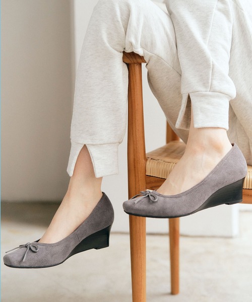 coca（ANDEX shoes product）（コカ）の「【新色追加】 coca / バレエシューズ風 ウエッジヒールパンプス 421004（パンプス・レディース・グレー・22cm/22.5cm/23cm/23.5cm/24cm/24.5cm）」の18枚目の写真