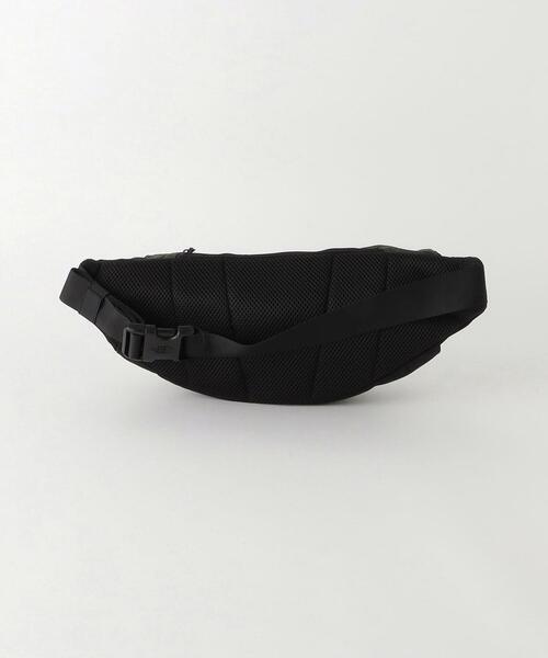 THE NORTH FACE（ザノースフェイス）の「＜THE NORTH FACE＞スウィープ ウエストバッグ（ボディバッグ/ウエストポーチ・メンズ・ブラック/オリーブ・FREE）」の4枚目の写真
