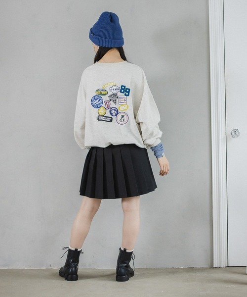 repipi armario（レピピ アルマリオ）の「【裏起毛】ワッペンスウェット（スウェット・キッズ・グレー/アイボリー/グリーン・SMALL/MEDIUM/LARGE）」の16枚目の写真