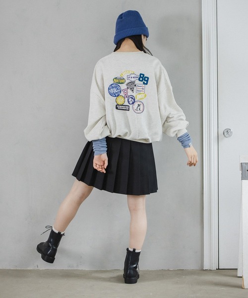 repipi armario（レピピ アルマリオ）の「【裏起毛】ワッペンスウェット（スウェット・キッズ・グレー/アイボリー/グリーン・SMALL/MEDIUM/LARGE）」の18枚目の写真