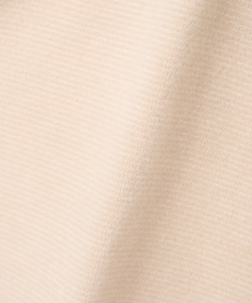 DECOY SINCE 1981(デコイシンスイチキュウハチイチ)の「【吸湿発熱】シアバター配合日本製ハイネックプルオーバー(Tシャツ/カットソー・レディース・グレー/マスタード/ベージュ/オレンジ/ピンク/ブルー/レッド・LL/M/L)」の18枚目の写真