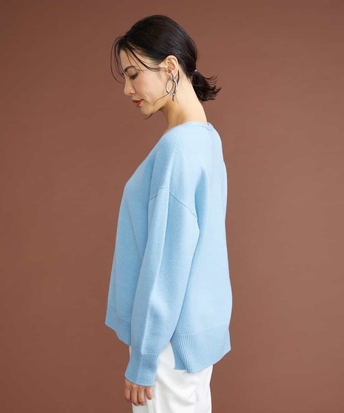 MICHEL KLEIN(ミッシェル・クラン)の「サイドスリットVネックウールニット(ニット/セーター・レディース・ライトブルー/アイボリー/ライトグレー・38)」の20枚目の写真