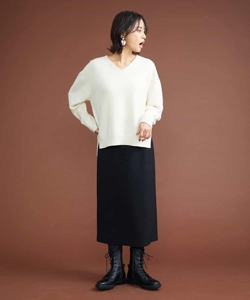 MICHEL KLEIN(ミッシェル・クラン)の「サイドスリットVネックウールニット(ニット/セーター・レディース・ライトブルー/アイボリー/ライトグレー・38)」の14枚目の写真