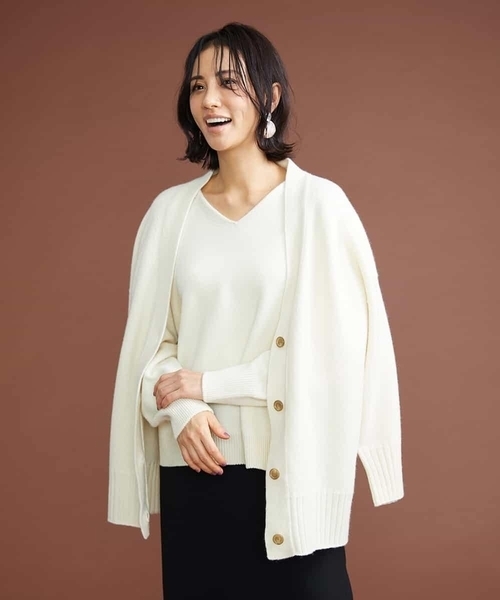 MICHEL KLEIN(ミッシェル・クラン)の「サイドスリットVネックウールニット(ニット/セーター・レディース・ライトブルー/アイボリー/ライトグレー・38)」の22枚目の写真