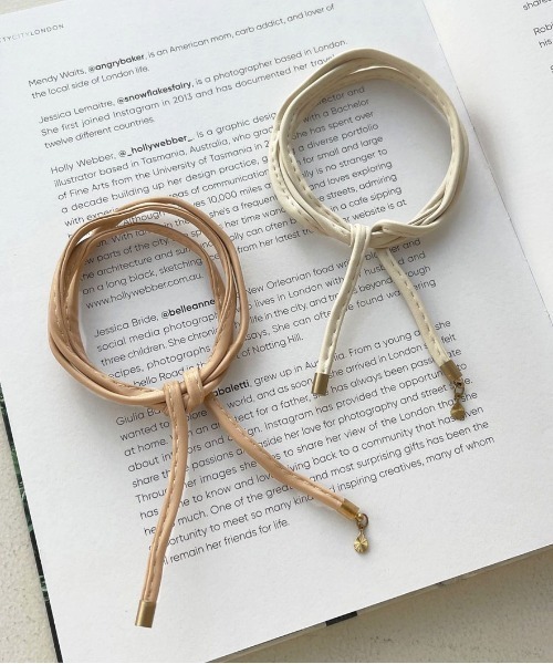 apres jour(アプレジュール)の「【apres jour×ARIAZ】フェイクレザーグルグルヘアワイヤー(その他ヘアアクセサリー・レディース・アイボリー/ベージュ/モカ・FREE)」の11枚目の写真