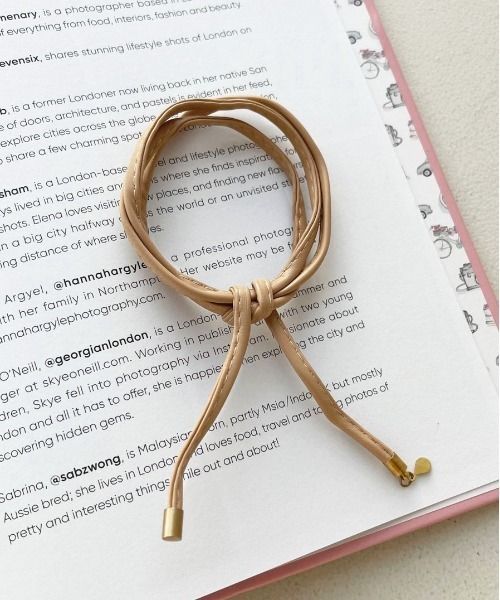 apres jour(アプレジュール)の「【apres jour×ARIAZ】フェイクレザーグルグルヘアワイヤー(その他ヘアアクセサリー・レディース・アイボリー/ベージュ/モカ・FREE)」の10枚目の写真