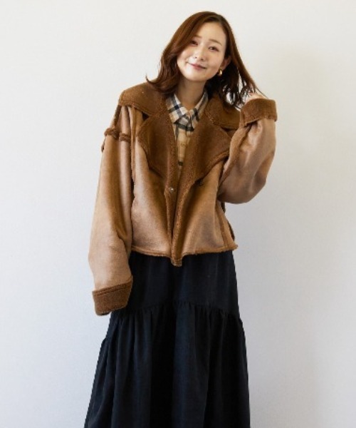 PAPAVER（パパヴェル）の「【papaver】ムートンJK（その他アウター・レディース・アイボリー/キャメル・MEDIUM）」の2枚目の写真