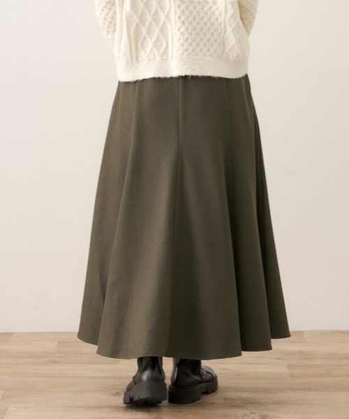 URBAN RESEARCH Sonny Label(アーバンリサーチサニーレーベル)の「マーメイドフレアスカート(スカート・レディース・ブラック/カーキ/ブラウン・36/38)」の17枚目の写真