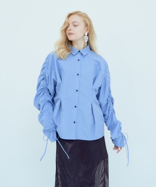 Solace(ソレイス)の「スリーブギャザーオーバーシャツ(シャツ/ブラウス・レディース・ブルー/ブラック/アイボリー/カーキ・FREE)」の8枚目の写真