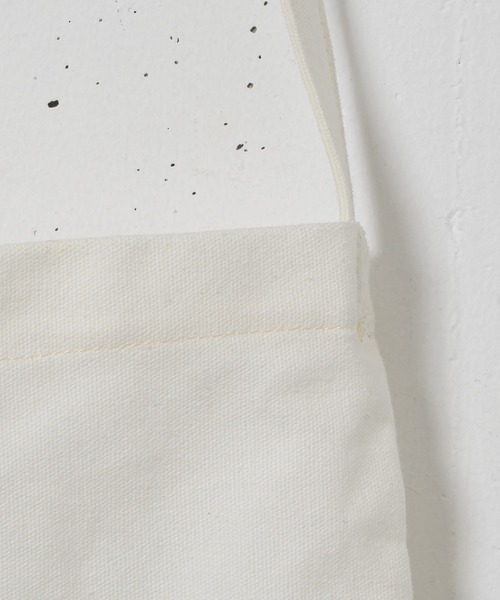 CASPER JOHN（キャスパージョン）の「Canvas shoulder bag/キャンバスショルダーバッグ（ショルダーバッグ・メンズ・グリーン/ホワイト/ラベンダー/ネイビー/オレンジ/オリーブ/ブラック/グレイッシュベージュ/ブルー/ナチュラル・FREE）」の22枚目の写真