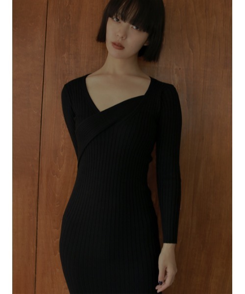 AMAIL(アマイル)の「Lib fit knit op(ワンピース・レディース・アイボリー/ブラック・FREE)」の3枚目の写真