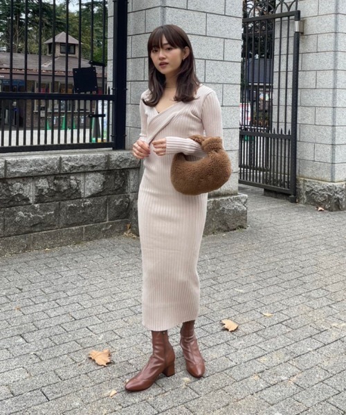 AMAIL(アマイル)の「Lib fit knit op(ワンピース・レディース・アイボリー/ブラック・FREE)」の15枚目の写真