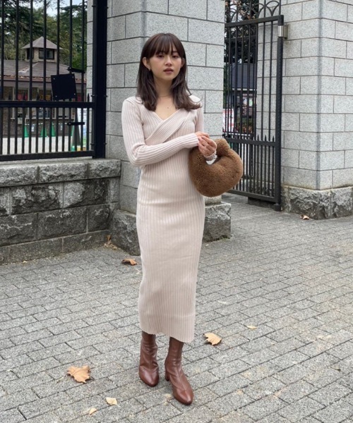 AMAIL(アマイル)の「Lib fit knit op(ワンピース・レディース・アイボリー/ブラック・FREE)」の14枚目の写真