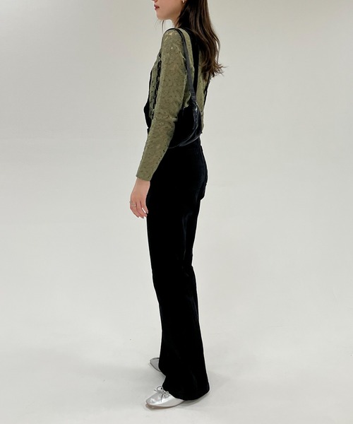 EPIMI E'PIMMY(エピミエピミー)の「〈2Way仕様〉スリムデニムサロペット(サロペット/オーバーオール・レディース・ブラック/ネイビー/ブルー・SMALL/MEDIUM)」の4枚目の写真