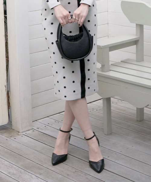 ROYAL PARTY（ロイヤルパーティー）の「アンクルストラップパンプス（パンプス・レディース・オフホワイト/オレンジ/ブラック・SMALL/MEDIUM/LARGE）」の3枚目の写真