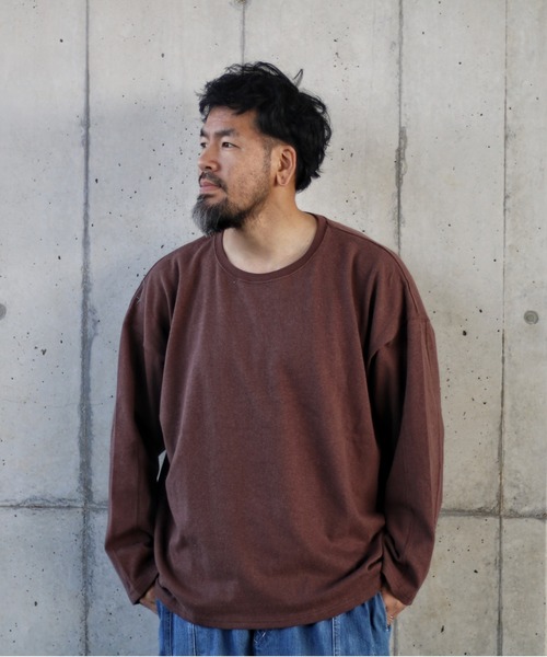 NATAL DESIGN（ネイタルデザイン）の「HEMP LONG SLEEVE TEE WIDE 2（Tシャツ/カットソー・メンズ・ピンクベージュ/ブラック/ライラック/ホワイト/オリーブ/モスグリーン/ブラウン/ナチュラル/セージグリーン・LARGE/MEDIUM/SMALL/X-LARGE）」の4枚目の写真