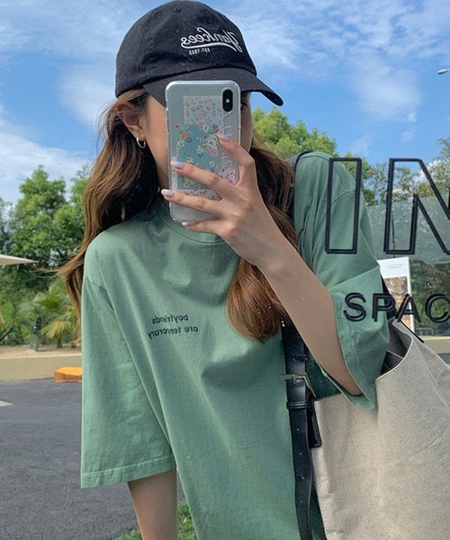 EPICKS（エピックス）の「オーバーシルエットワンポイントロゴTシャツ（Tシャツ/カットソー・レディース・グレー/ホワイト/グリーン/レッド・MEDIUM/LARGE/X-LARGE）」の22枚目の写真