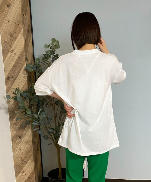 EPICKS（エピックス）の「オーバーシルエットワンポイントロゴTシャツ（Tシャツ/カットソー・レディース・グレー/ホワイト/グリーン/レッド・MEDIUM/LARGE/X-LARGE）」の7枚目の写真