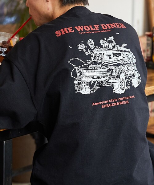 FREAK'S STORE(フリークスストア)の「【限定展開】SHE WOLF DINER×FREAK'S STORE/シーウルフダイナー 別注 ビッグシルエット バックプリントTシャツ/CAR(Tシャツ/カットソー・メンズ・ホワイト/ブラック/グレー・LARGE/MEDIUM/SMALL)」の18枚目の写真