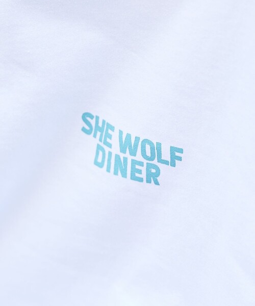 FREAK'S STORE(フリークスストア)の「【限定展開】SHE WOLF DINER×FREAK'S STORE/シーウルフダイナー 別注 ビッグシルエット バックプリントTシャツ/CAR(Tシャツ/カットソー・メンズ・ホワイト/ブラック/グレー・LARGE/MEDIUM/SMALL)」の11枚目の写真